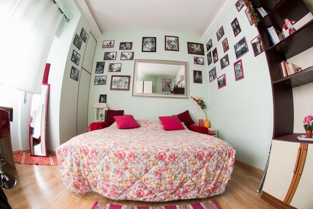 Simon House Pensión Roma